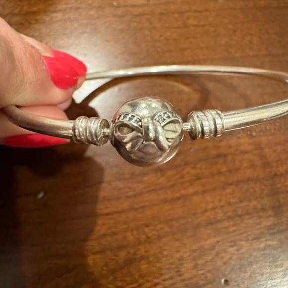 Pandora limited edition discontinued Dainty Bow Bangle size 21 - Picture 5 of 8